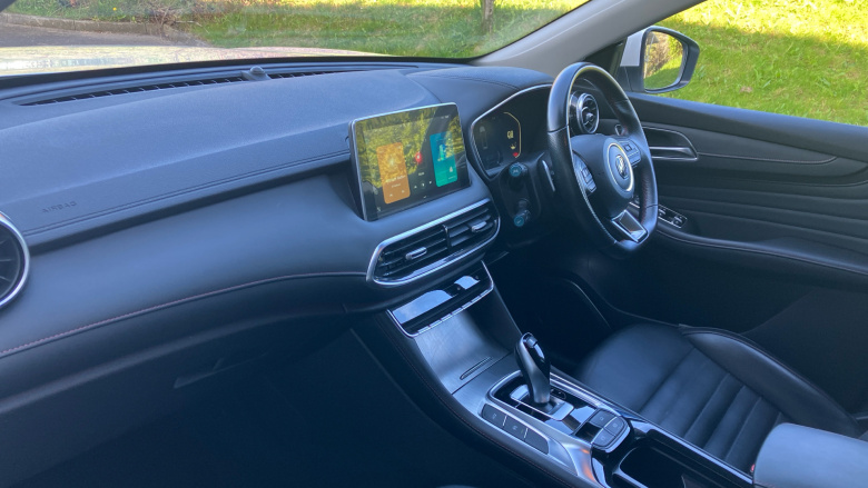 MG HS 1.5 T-GDI Trophy 5dr DCT Petrol Hatchback